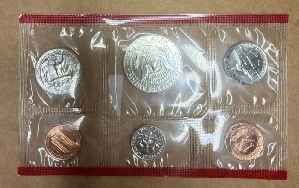1991 US Mint Uncirculated Denver Mint Set 6-Coin Pack - Picture 2 of 7